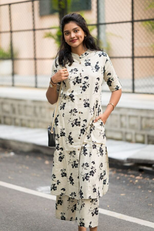 Timeless Floral Charm Kurta And Pant Set