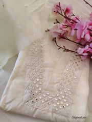 Women Off-White Chanderi Kurta pant and Dupatta set